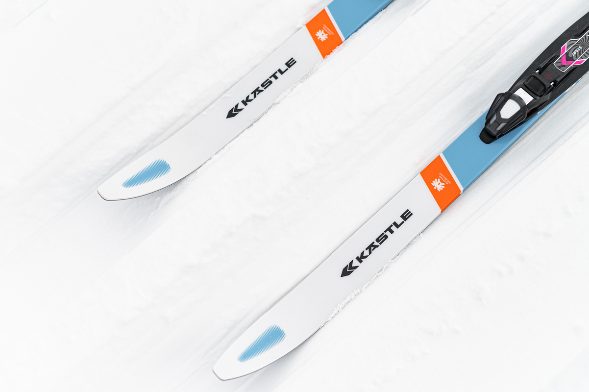 Běžecké lyže Kästle XA10 Jr. Crown + Start 2021/2022 120cm